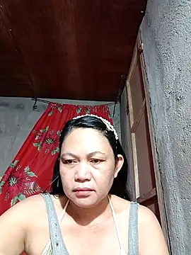 Everleigh mom online show from 09-20-25, 07:15