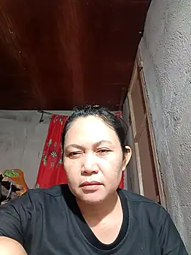 Everleigh mom online show from 11-02-25, 09:44