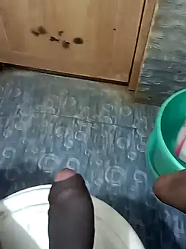 Snapshot of telugu_b chatting on 09-12-25, 09:09 telugu b online show from 09-12-25, 09:09