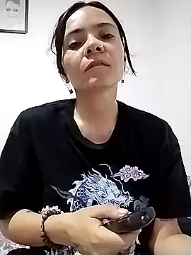 Snapshot of Cami_Konor chatting on 10-12-25, 08:52 Cami Konor online show from 10-12-25, 08:52