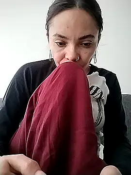 Snapshot of Cami_Konor chatting on 11-22-25, 08:19 Cami Konor online show from 11-22-25, 08:19