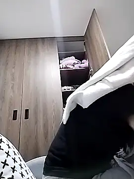 Snapshot of Cami_Konor chatting on 11-27-25, 11:07 Cami Konor online show from 11-27-25, 11:07