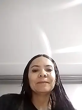 Snapshot of Cami_Konor chatting on 12-22-25, 11:02 Cami Konor online show from 12-22-25, 11:02