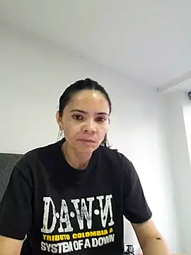 Snapshot of Cami_Konor chatting on 01-15-26, 10:24 Cami Konor online show from 01-15-26, 10:24