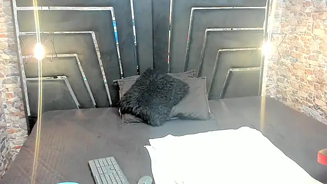 ALYANNA HOT  online show from 11-23-25, 12:49