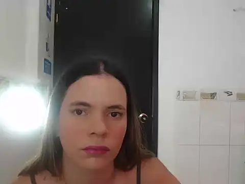 Snapshot of maira_tf chatting on 11-20-25, 04:12 maira tf online show from 11-20-25, 04:12