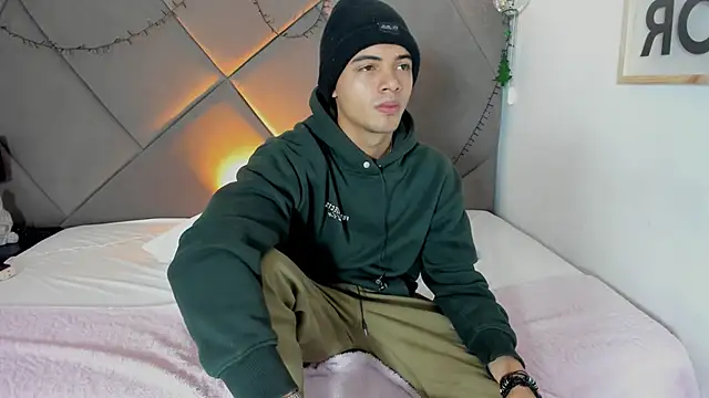 andrew colleman online show from 12-17-25, 05:46