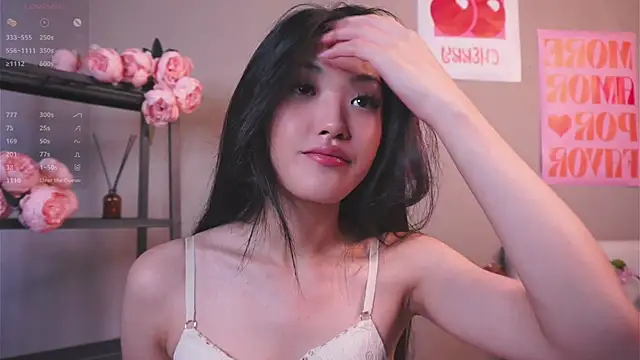 Snapshot of FancyEsten chatting on 11-08-25, 07:19 FancyEsten online show from 11-08-25, 07:19