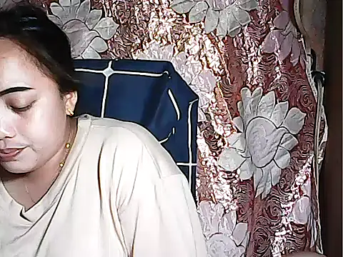 Snapshot of Pinay_Chubby20 chatting on 09-09-25, 02:16 Pinay Chubby20 online show from 09-09-25, 02:16