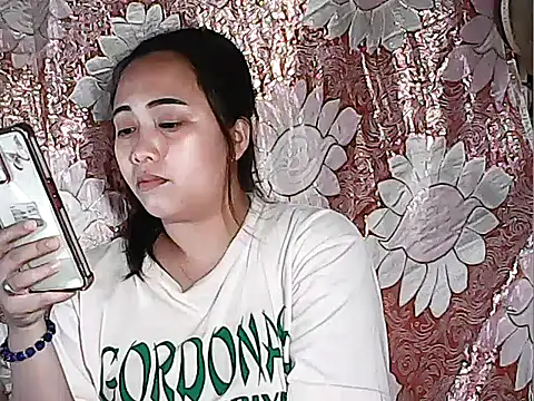 Snapshot of Pinay_Chubby20 chatting on 09-30-25, 11:26 Pinay Chubby20 online show from 09-30-25, 11:26