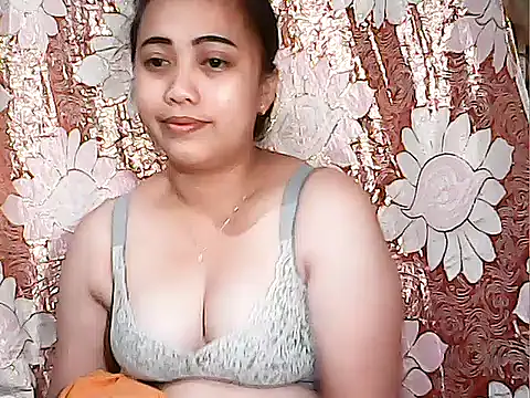 Snapshot of Pinay_Chubby20 chatting on 10-02-25, 10:06 Pinay Chubby20 online show from 10-02-25, 10:06