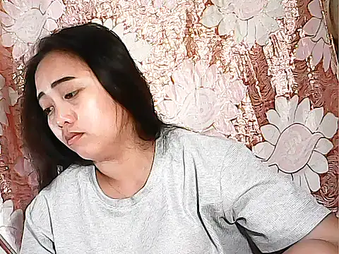 Snapshot of Pinay_Chubby20 chatting on 10-07-25, 09:23 Pinay Chubby20 online show from 10-07-25, 09:23
