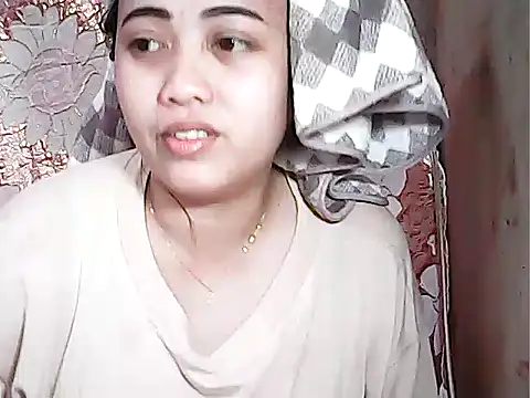 Snapshot of Pinay_Chubby20 chatting on 10-11-25, 02:33 Pinay Chubby20 online show from 10-11-25, 02:33