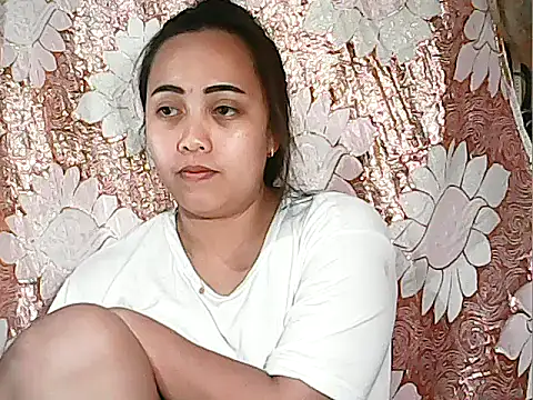 Snapshot of Pinay_Chubby20 chatting on 10-17-25, 02:30 Pinay Chubby20 online show from 10-17-25, 02:30