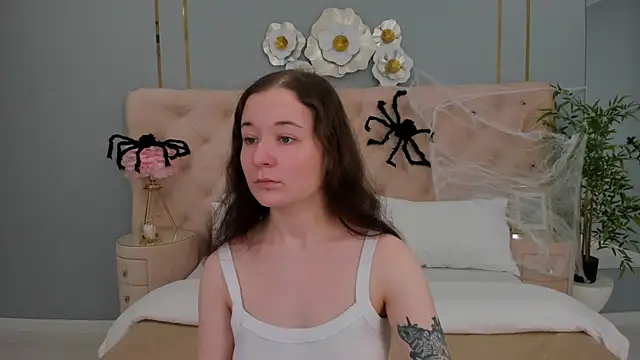 NancyJonson online show from 10-26-25, 03:23