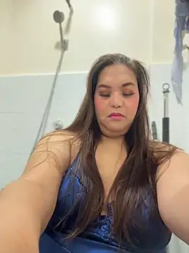 ashleygrahamts online show from 11-29-25, 11:41