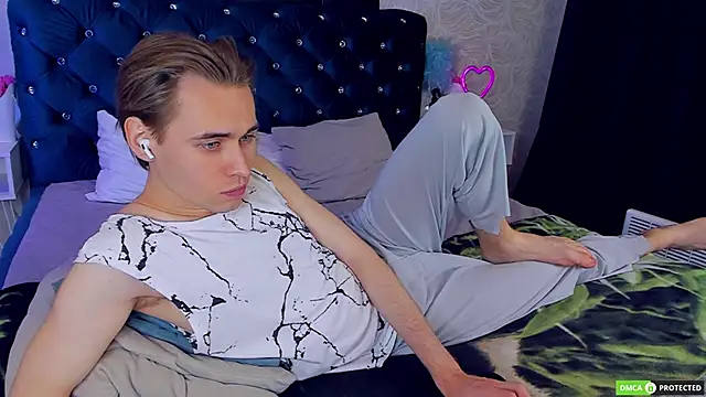 WilliamDyson online show from 09-29-25, 03:22