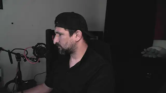 DevilPup75  online show from 07-14-26, 02:05