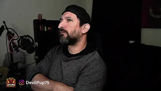 DevilPup75  online show from 07-25-26, 06:00
