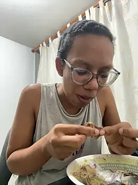 Valen1800 online show from 11-19-25, 12:43