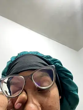 Valen1800 online show from 01-08-26, 01:19