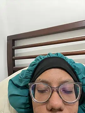 Valen1800 online show from 02-20-26, 01:02