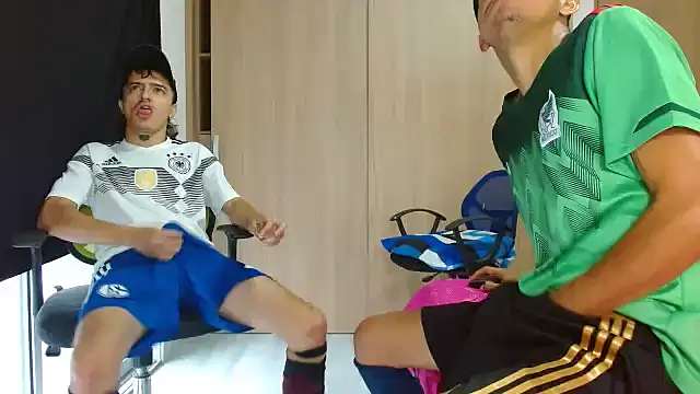 skinny23cm online show from 02-05-25, 12:06