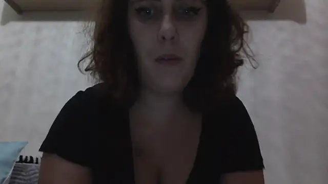 laxinna123 online show from 10-22-25, 09:36