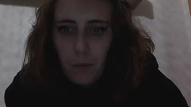 laxinna123 online show from 11-22-25, 08:08