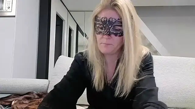 bellemasquer online show from 02-26-26, 08:52