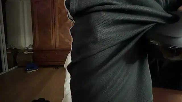 DERTYLAY online show from 04-21-26, 07:17