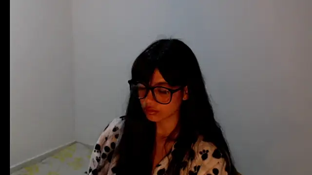 Snapshot of meganmiauu chatting on 06-19-26, 11:58 meganmiauu online show from 06-19-26, 11:58