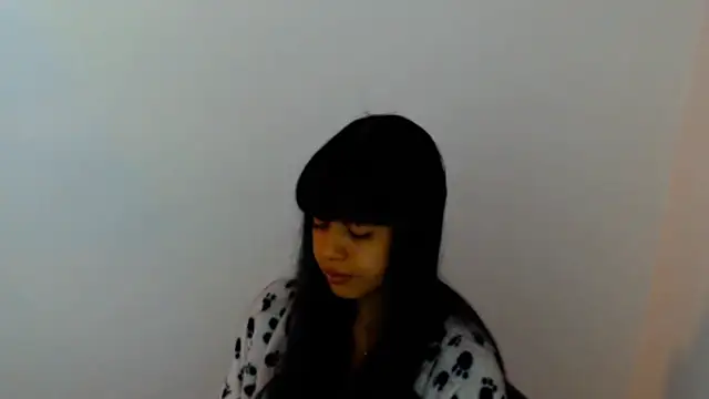 Snapshot of meganmiauu chatting on 07-18-26, 11:03 meganmiauu online show from 07-18-26, 11:03