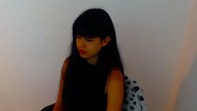 Snapshot of meganmiauu chatting on 07-27-26, 12:45 meganmiauu online show from 07-27-26, 12:45