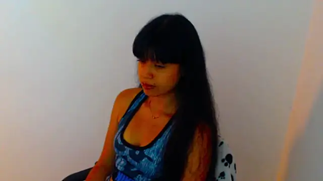 Snapshot of meganmiauu chatting on 07-30-26, 04:17 meganmiauu online show from 07-30-26, 04:17