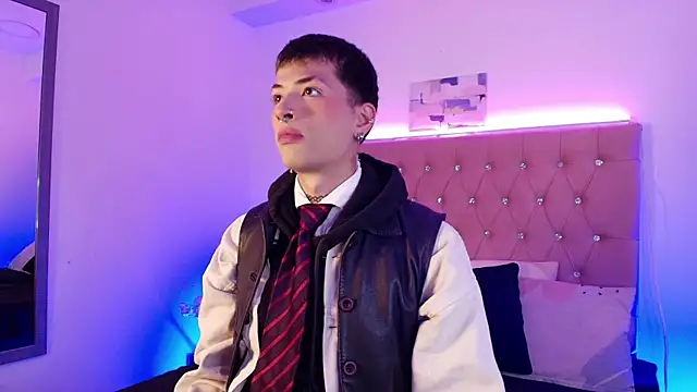 OzorioDany online show from 11-06-25, 03:40