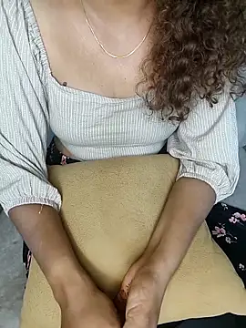 Tamilpallavi online show from 03-04-26, 02:01