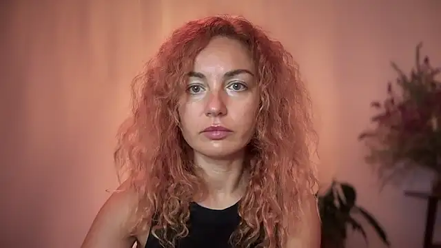 Reddgiirl online show from 10-30-25, 06:52