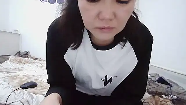 Snapshot of sakuradelreina chatting on 01-16-26, 04:05 sakuradelreina online show from 01-16-26, 04:05