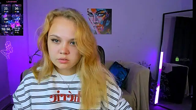 Snapshot of keri_ti chatting on 09-17-25, 07:26 keri ti online show from 09-17-25, 07:26