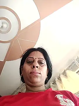 Snapshot of Soniya_Roy chatting on 06-18-26, 05:30 Soniya Roy online show from 06-18-26, 05:30