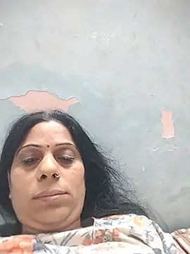Snapshot of Soniya_Roy chatting on 06-19-26, 05:17 Soniya Roy online show from 06-19-26, 05:17