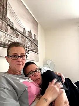 Curvy-Jinx online show from 09-13-25, 12:16