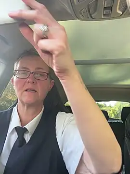 Curvy-Jinx online show from 09-30-25, 10:42