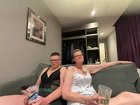 Curvy-Jinx online show from 03-07-26, 08:06