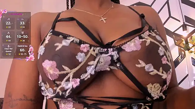 VictoriaKroft online show from 10-23-25, 12:48