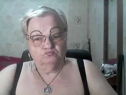 NatalieNorth online show from 05-25-26, 06:36