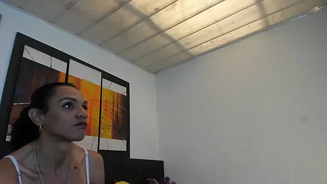 Snapshot of MeganRhyder chatting on 06-09-26, 04:07 MeganRhyder online show from 06-09-26, 04:07