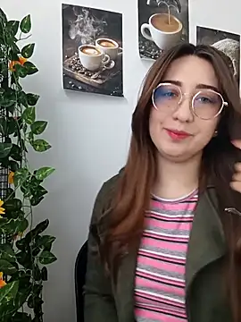 Snapshot of SUSY__06 chatting on 10-25-25, 12:13 SUSY 06 online show from 10-25-25, 12:13