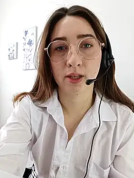 Snapshot of SUSY__06 chatting on 10-30-25, 12:06 SUSY 06 online show from 10-30-25, 12:06